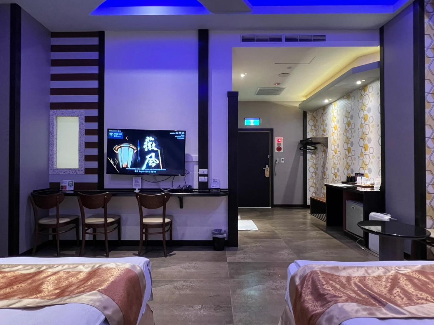 Wei Feng Exquisite Motel Pintung Branch Pingtung Экстерьер фото